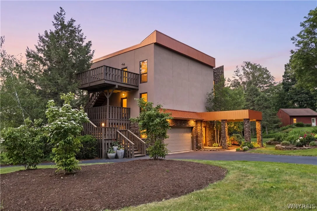 6985 Chestnut Ridge Road, Orchard Park, New York 1, Orchard Park, New York 14127, 4 Bedrooms Bedrooms, 12 Rooms Rooms,2 BathroomsBathrooms,Residential,For Sale,6985 Chestnut Ridge Road, Orchard Park, New York 1,0,B1690510