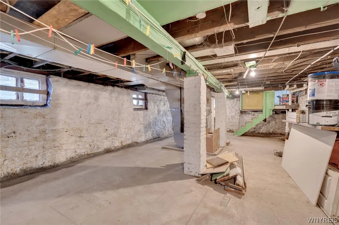 1097 Tonawanda Street, Buffalo, New York 14207, Buffalo, New York 14207, 4 Bedrooms Bedrooms, 12 Rooms Rooms,1 BathroomBathrooms,Residential Lease,For Rent,1097 Tonawanda Street, Buffalo, New York 14207,0,B1692692
