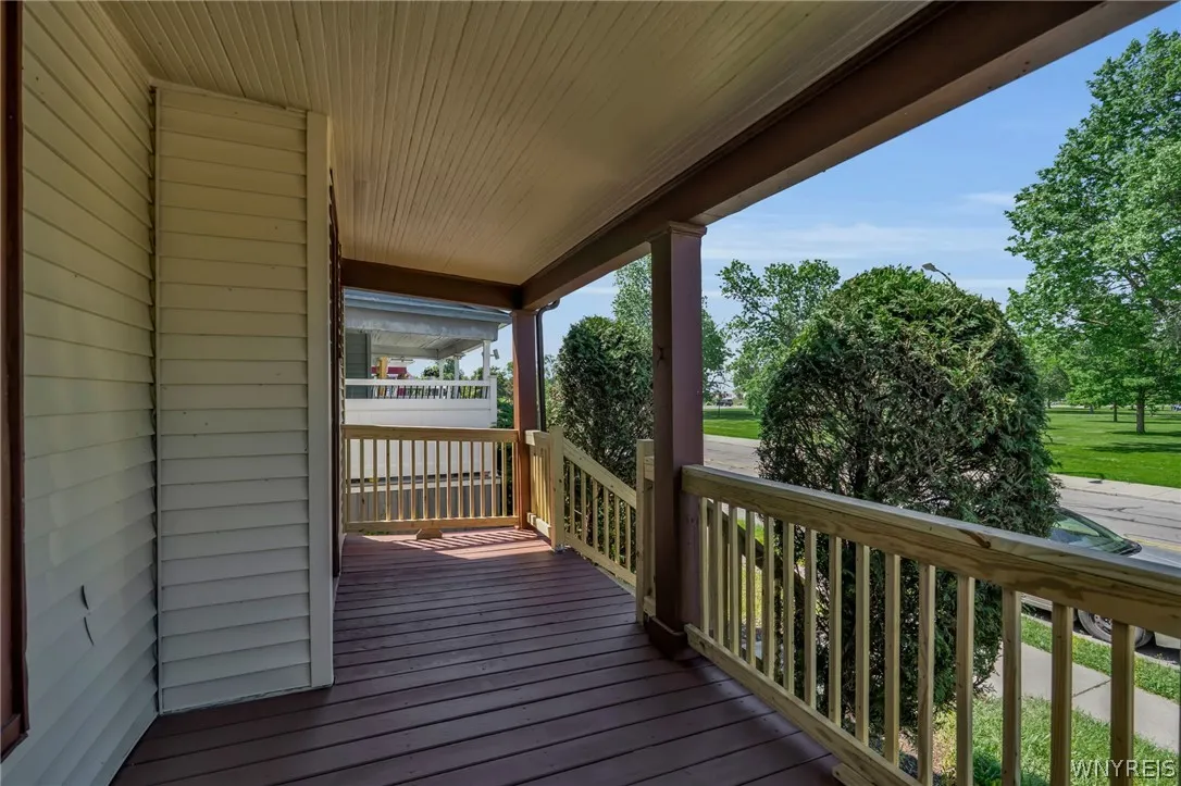 1097 Tonawanda Street, Buffalo, New York 14207, Buffalo, New York 14207, 4 Bedrooms Bedrooms, 12 Rooms Rooms,1 BathroomBathrooms,Residential Lease,For Rent,1097 Tonawanda Street, Buffalo, New York 14207,0,B1692692