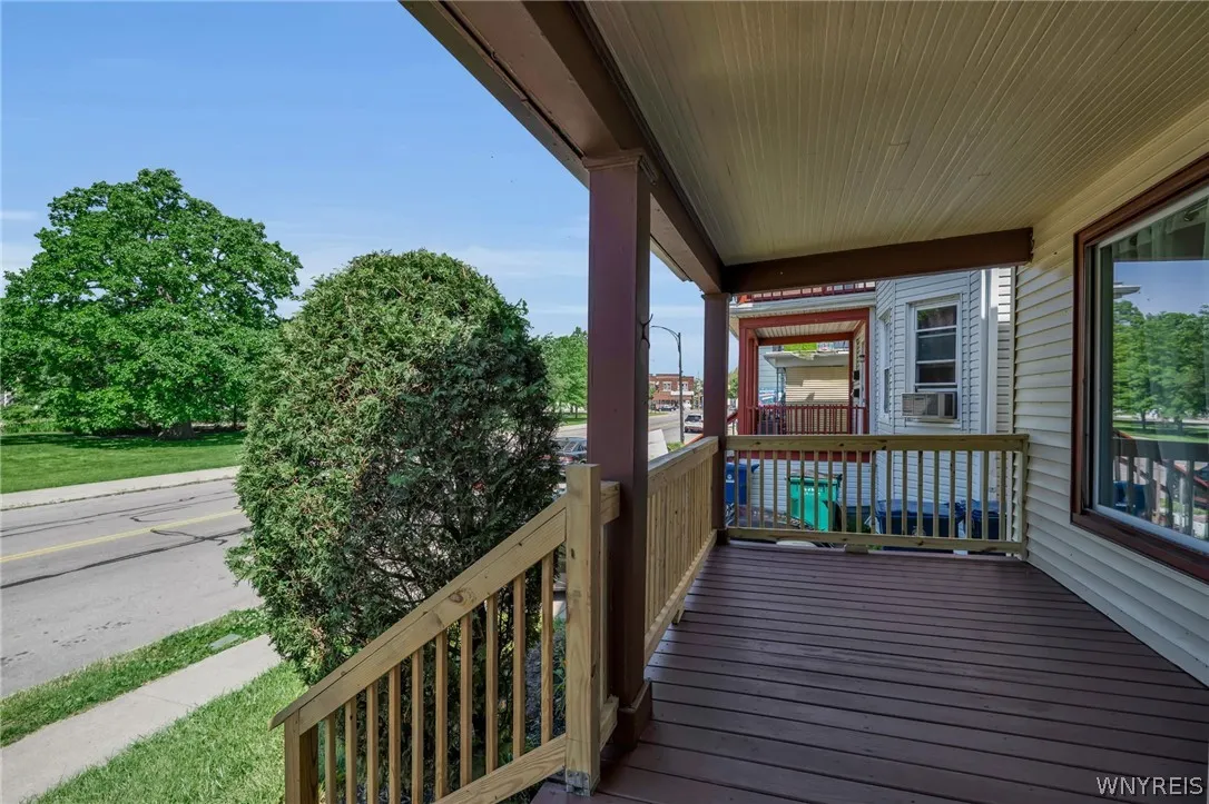 1097 Tonawanda Street, Buffalo, New York 14207, Buffalo, New York 14207, 4 Bedrooms Bedrooms, 12 Rooms Rooms,1 BathroomBathrooms,Residential Lease,For Rent,1097 Tonawanda Street, Buffalo, New York 14207,0,B1692692