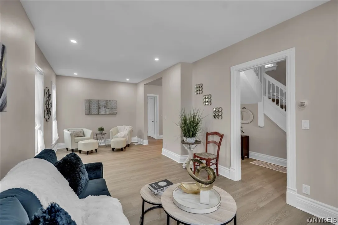 1097 Tonawanda Street, Buffalo, New York 14207, Buffalo, New York 14207, 4 Bedrooms Bedrooms, 12 Rooms Rooms,1 BathroomBathrooms,Residential Lease,For Rent,1097 Tonawanda Street, Buffalo, New York 14207,0,B1692692