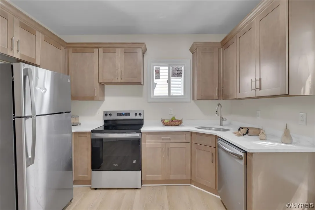 1097 Tonawanda Street, Buffalo, New York 14207, Buffalo, New York 14207, 4 Bedrooms Bedrooms, 12 Rooms Rooms,1 BathroomBathrooms,Residential Lease,For Rent,1097 Tonawanda Street, Buffalo, New York 14207,0,B1692692