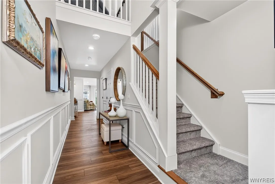 303 Carriage Lane, West Seneca, New York 14224, West Seneca, New York 14224, 2 Bedroom Bedrooms, 5 Room Rooms,2 BathroomBathrooms,Residential,For Sale,303 Carriage Lane, West Seneca, New York 14224,0,B1692622