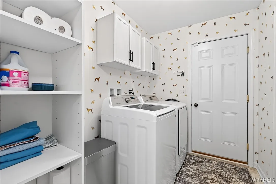 303 Carriage Lane, West Seneca, New York 14224, West Seneca, New York 14224, 2 Bedroom Bedrooms, 5 Room Rooms,2 BathroomBathrooms,Residential,For Sale,303 Carriage Lane, West Seneca, New York 14224,0,B1692622