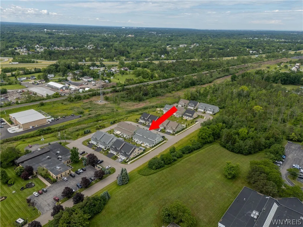 303 Carriage Lane, West Seneca, New York 14224, West Seneca, New York 14224, 2 Bedroom Bedrooms, 5 Room Rooms,2 BathroomBathrooms,Residential,For Sale,303 Carriage Lane, West Seneca, New York 14224,0,B1692622