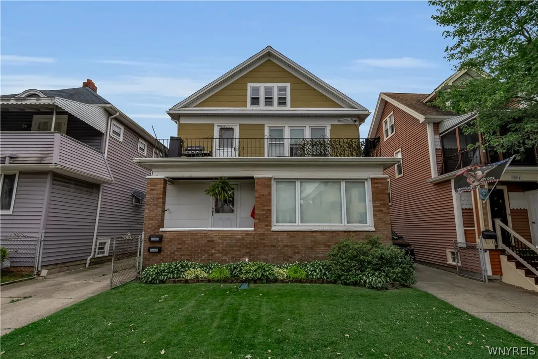 285 Hartwell Road, Buffalo, New York 14216, Buffalo, New York 14216, 6 Bedrooms Bedrooms, ,2 BathroomsBathrooms,Residential,For Sale,285 Hartwell Road, Buffalo, New York 14216,0,B1692541