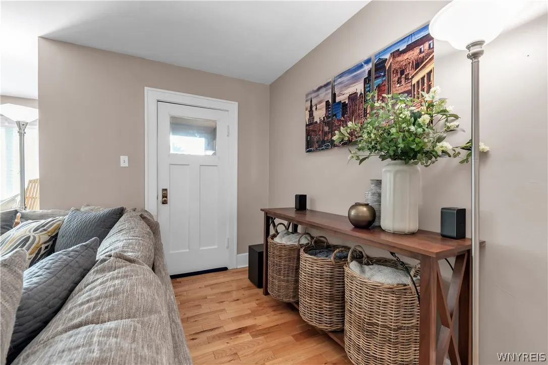 285 Hartwell Road, Buffalo, New York 14216, Buffalo, New York 14216, 6 Bedrooms Bedrooms, ,2 BathroomsBathrooms,Residential,For Sale,285 Hartwell Road, Buffalo, New York 14216,0,B1692541