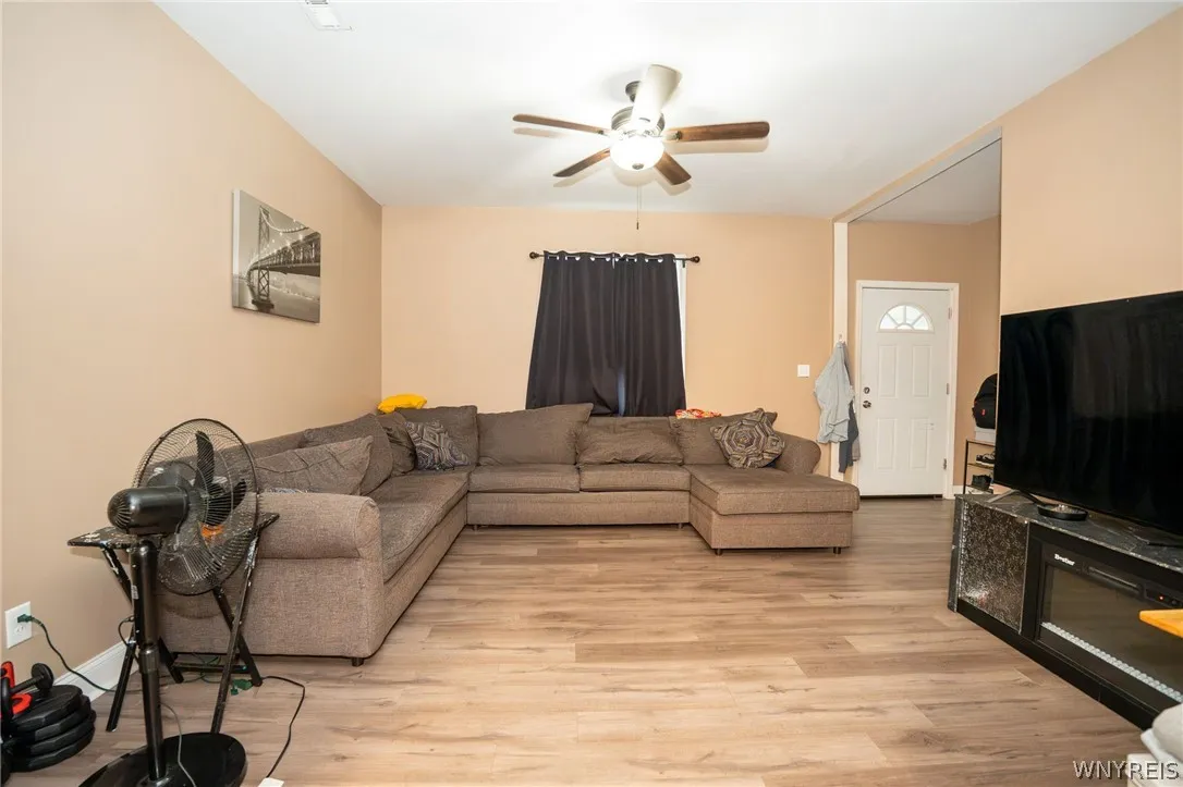 201 Weimar Street, Buffalo, New York 14206, Buffalo, New York 14206, 4 Bedrooms Bedrooms, ,2 BathroomsBathrooms,Residential,For Sale,201 Weimar Street, Buffalo, New York 14206,0,B1692771