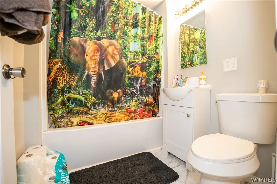 201 Weimar Street, Buffalo, New York 14206, Buffalo, New York 14206, 4 Bedrooms Bedrooms, ,2 BathroomsBathrooms,Residential,For Sale,201 Weimar Street, Buffalo, New York 14206,0,B1692771