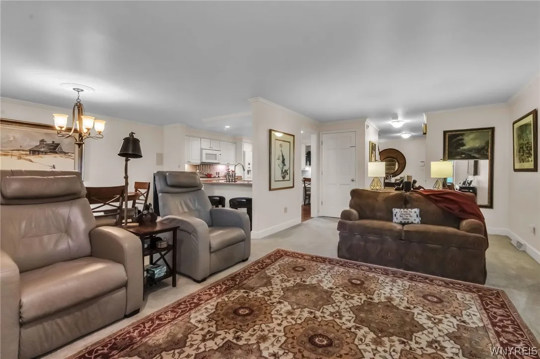 42 Hastings Drive, Orchard Park, New York 14127, Orchard Park, New York 14127, 3 Bedrooms Bedrooms, 6 Rooms Rooms,2 BathroomsBathrooms,Residential,For Sale,42 Hastings Drive, Orchard Park, New York 14127,0,B1692630