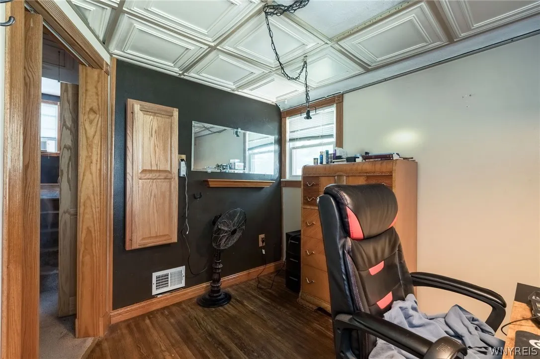 4430 Harris Hill Road, Clarence, New York 14221, Clarence, New York 14221, 4 Bedrooms Bedrooms, 6 Rooms Rooms,1 BathroomBathrooms,Residential,For Sale,4430 Harris Hill Road, Clarence, New York 14221,0,B1692868