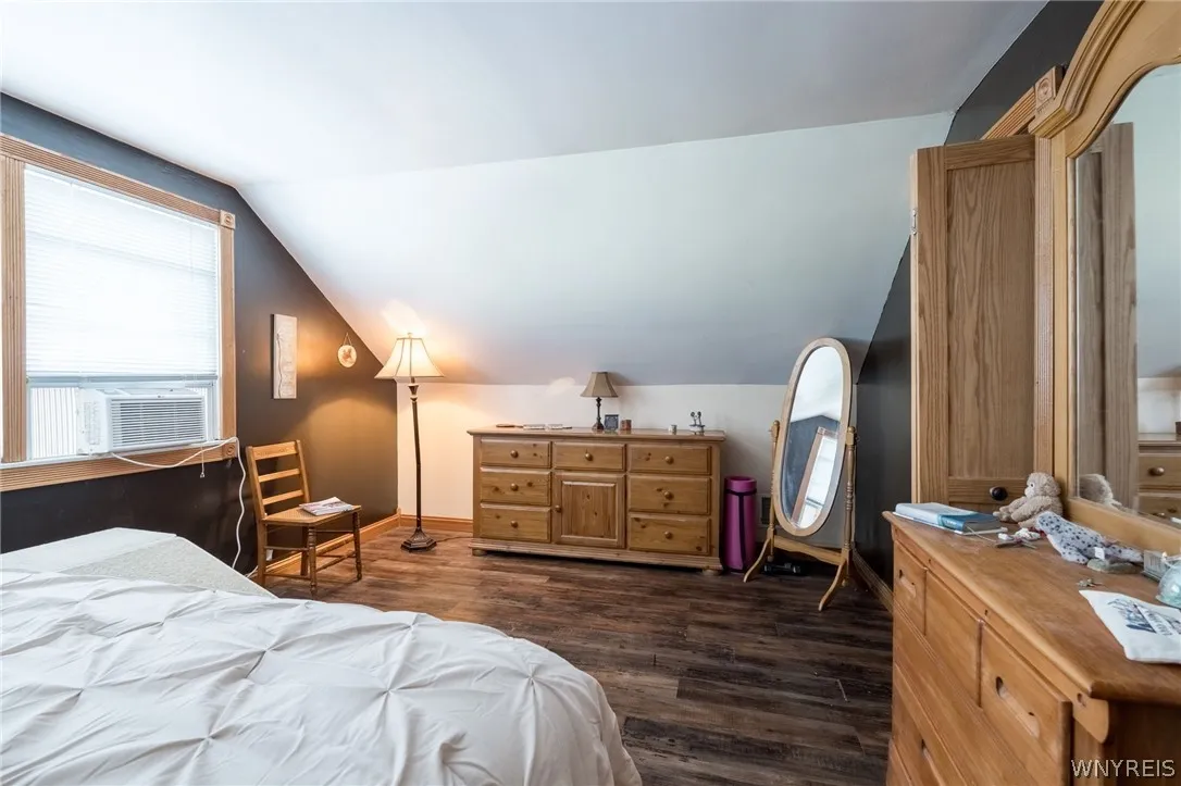 4430 Harris Hill Road, Clarence, New York 14221, Clarence, New York 14221, 4 Bedrooms Bedrooms, 6 Rooms Rooms,1 BathroomBathrooms,Residential,For Sale,4430 Harris Hill Road, Clarence, New York 14221,0,B1692868