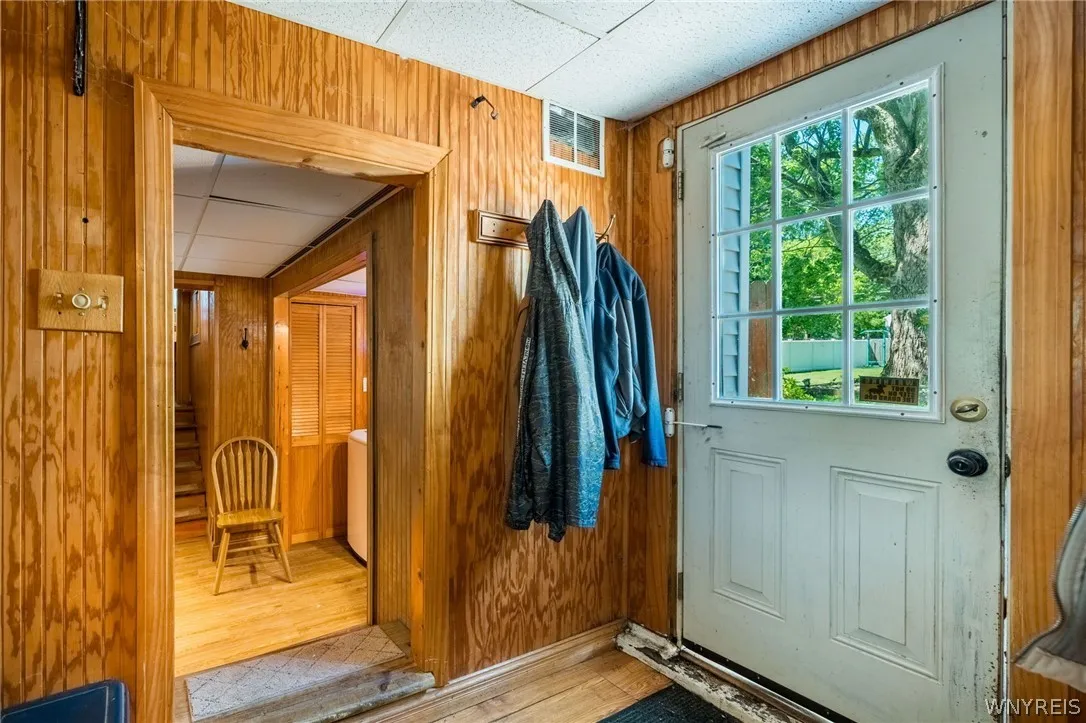 4430 Harris Hill Road, Clarence, New York 14221, Clarence, New York 14221, 4 Bedrooms Bedrooms, 6 Rooms Rooms,1 BathroomBathrooms,Residential,For Sale,4430 Harris Hill Road, Clarence, New York 14221,0,B1692868