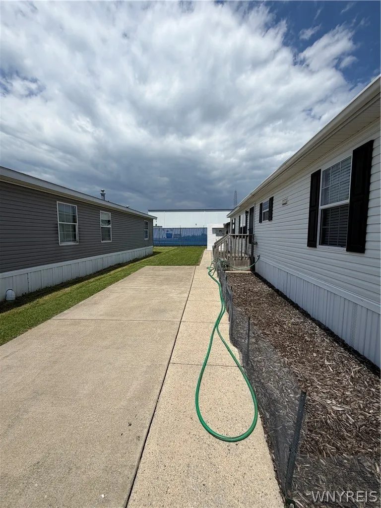 1774 Military Road #69, Tonawanda, New York 14217, Tonawanda, New York 14217, 3 Bedrooms Bedrooms, 7 Rooms Rooms,2 BathroomsBathrooms,Residential,For Sale,1774 Military Road #69, Tonawanda, New York 14217,0,B1692855