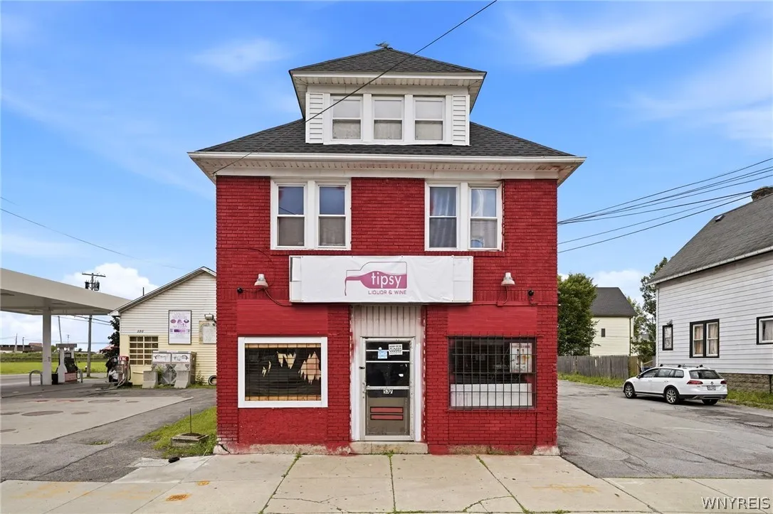 577 Ontario Street, Buffalo, New York 14207, Buffalo, New York 14207, 5 Bedrooms Bedrooms, ,2 BathroomsBathrooms,Residential,For Sale,577 Ontario Street, Buffalo, New York 14207,0,B1692446