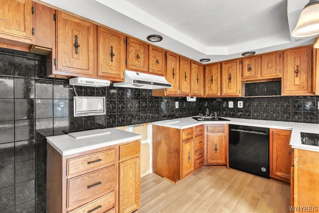20 Nicholas Drive South, Tonawanda, New York 14150, Tonawanda, New York 14150, 3 Bedrooms Bedrooms, 7 Rooms Rooms,1 BathroomBathrooms,Residential,For Sale,20 Nicholas Drive South, Tonawanda, New York 14150,0,B1692783