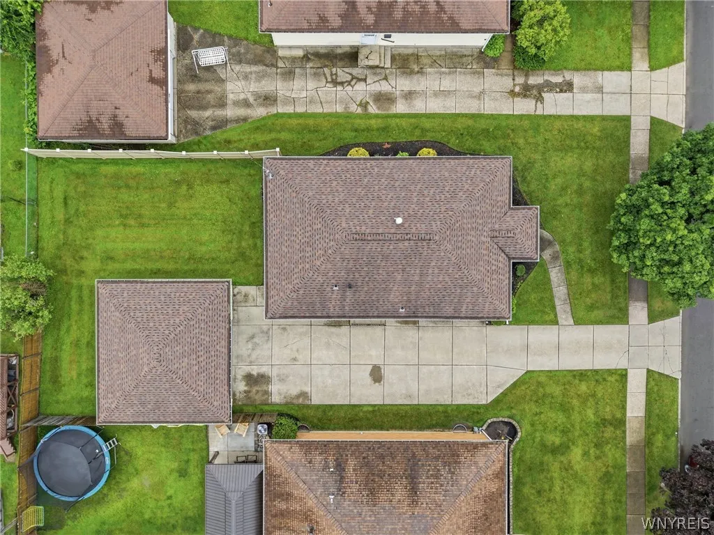 75 Glenside Avenue, Tonawanda, New York 14223, Tonawanda, New York 14223, 3 Bedrooms Bedrooms, 8 Rooms Rooms,2 BathroomsBathrooms,Residential,For Sale,75 Glenside Avenue, Tonawanda, New York 14223,0,B1693314