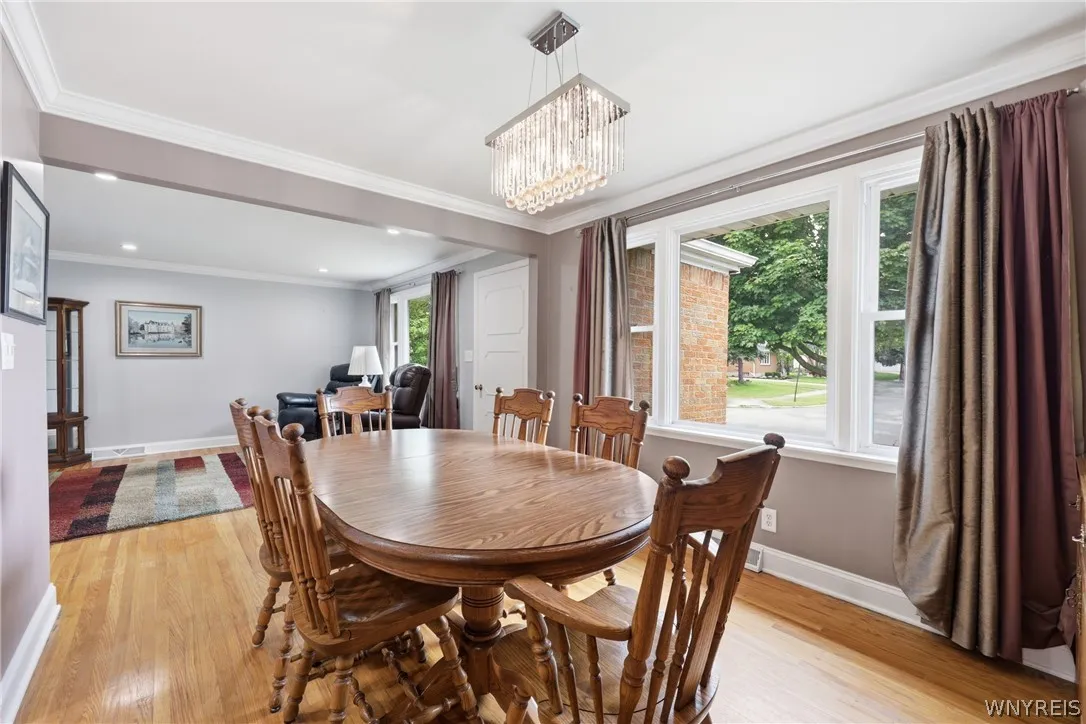 75 Glenside Avenue, Tonawanda, New York 14223, Tonawanda, New York 14223, 3 Bedrooms Bedrooms, 8 Rooms Rooms,2 BathroomsBathrooms,Residential,For Sale,75 Glenside Avenue, Tonawanda, New York 14223,0,B1693314