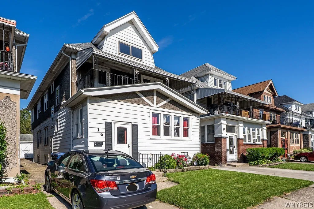 16 North Park Avenue, Buffalo, New York 14216, Buffalo, New York 14216, 6 Bedrooms Bedrooms, ,2 BathroomsBathrooms,Residential,For Sale,16 North Park Avenue, Buffalo, New York 14216,0,B1692301