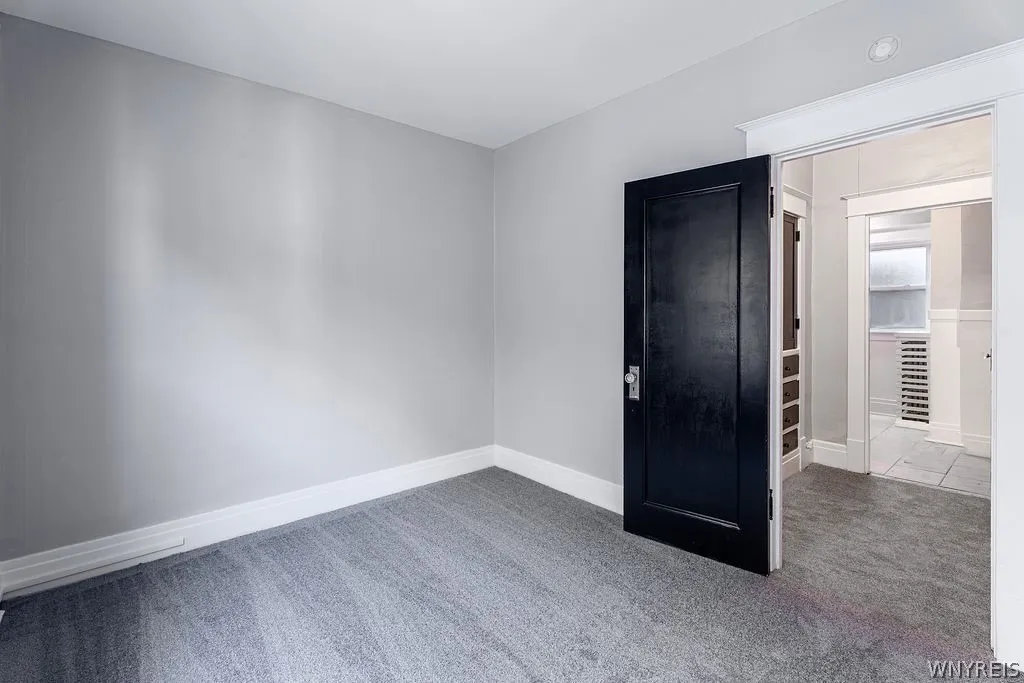 16 North Park Avenue, Buffalo, New York 14216, Buffalo, New York 14216, 6 Bedrooms Bedrooms, ,2 BathroomsBathrooms,Residential,For Sale,16 North Park Avenue, Buffalo, New York 14216,0,B1692301