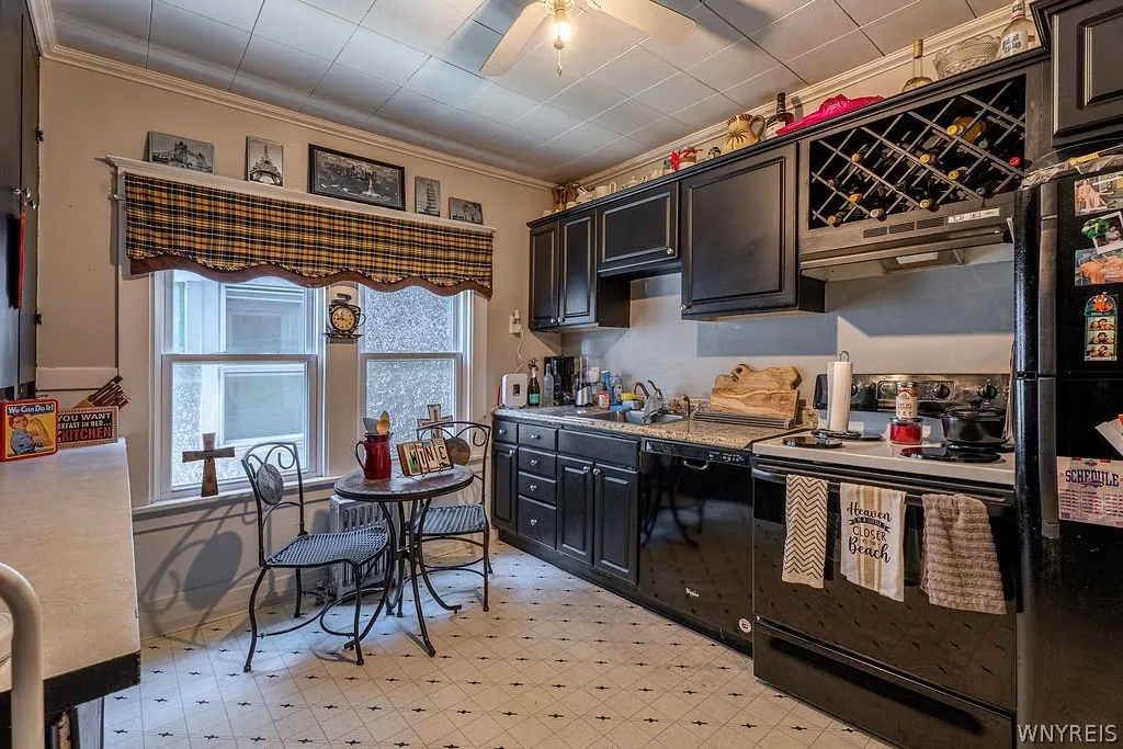 16 North Park Avenue, Buffalo, New York 14216, Buffalo, New York 14216, 6 Bedrooms Bedrooms, ,2 BathroomsBathrooms,Residential,For Sale,16 North Park Avenue, Buffalo, New York 14216,0,B1692301