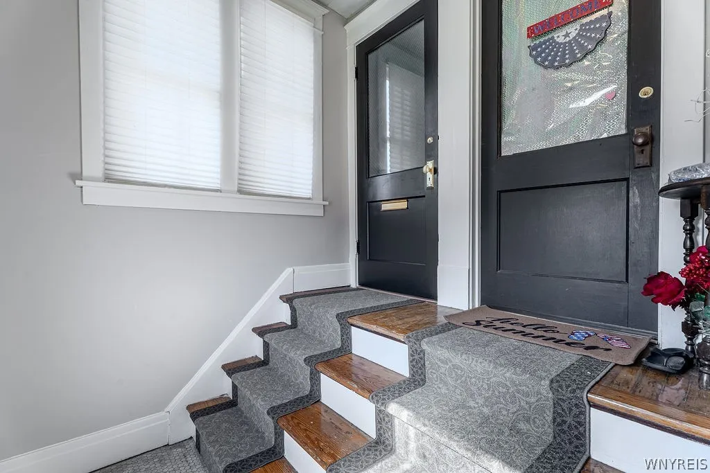 16 North Park Avenue, Buffalo, New York 14216, Buffalo, New York 14216, 6 Bedrooms Bedrooms, ,2 BathroomsBathrooms,Residential,For Sale,16 North Park Avenue, Buffalo, New York 14216,0,B1692301
