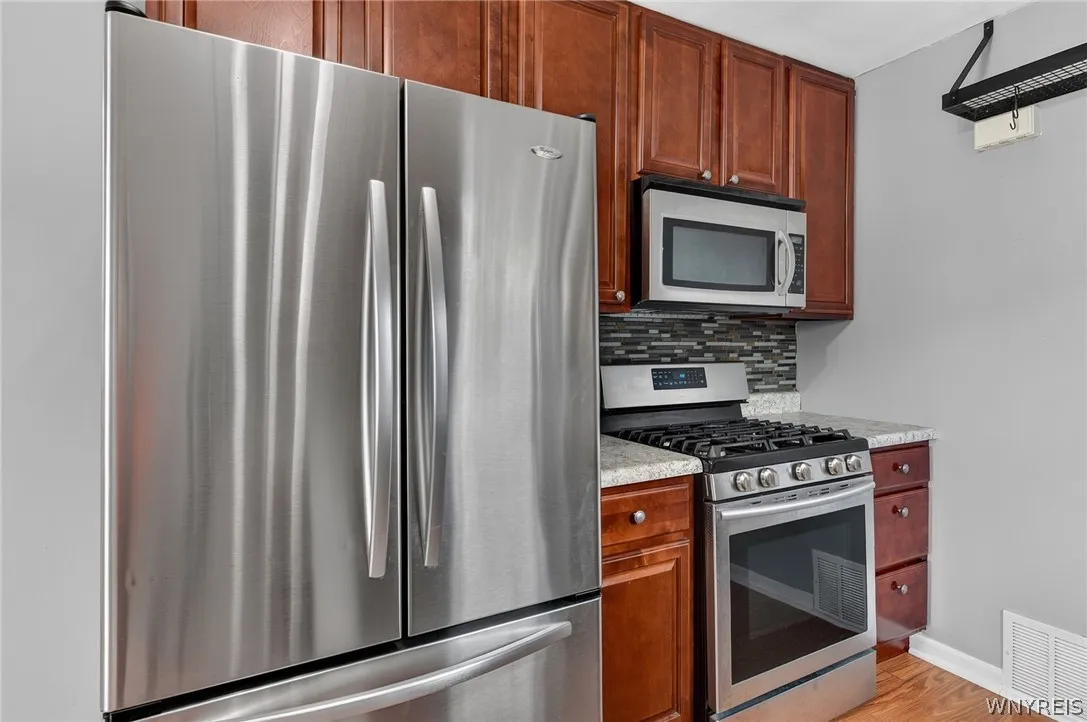 304 Vicksburg Avenue, Tonawanda, New York 14150, Tonawanda, New York 14150, 3 Bedrooms Bedrooms, 7 Rooms Rooms,2 BathroomsBathrooms,Residential,For Sale,304 Vicksburg Avenue, Tonawanda, New York 14150,0,B1693090