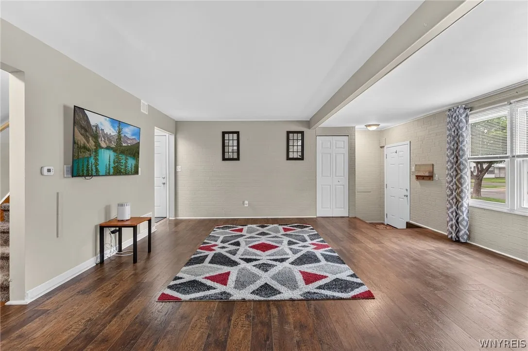 304 Vicksburg Avenue, Tonawanda, New York 14150, Tonawanda, New York 14150, 3 Bedrooms Bedrooms, 7 Rooms Rooms,2 BathroomsBathrooms,Residential,For Sale,304 Vicksburg Avenue, Tonawanda, New York 14150,0,B1693090