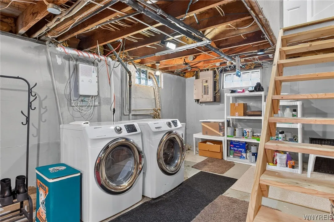 304 Vicksburg Avenue, Tonawanda, New York 14150, Tonawanda, New York 14150, 3 Bedrooms Bedrooms, 7 Rooms Rooms,2 BathroomsBathrooms,Residential,For Sale,304 Vicksburg Avenue, Tonawanda, New York 14150,0,B1693090