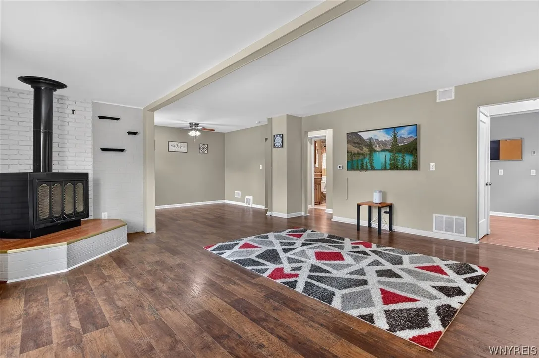 304 Vicksburg Avenue, Tonawanda, New York 14150, Tonawanda, New York 14150, 3 Bedrooms Bedrooms, 7 Rooms Rooms,2 BathroomsBathrooms,Residential,For Sale,304 Vicksburg Avenue, Tonawanda, New York 14150,0,B1693090