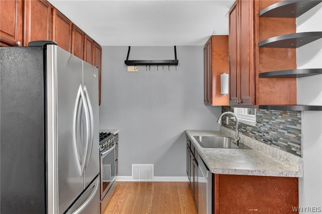304 Vicksburg Avenue, Tonawanda, New York 14150, Tonawanda, New York 14150, 3 Bedrooms Bedrooms, 7 Rooms Rooms,2 BathroomsBathrooms,Residential,For Sale,304 Vicksburg Avenue, Tonawanda, New York 14150,0,B1693090