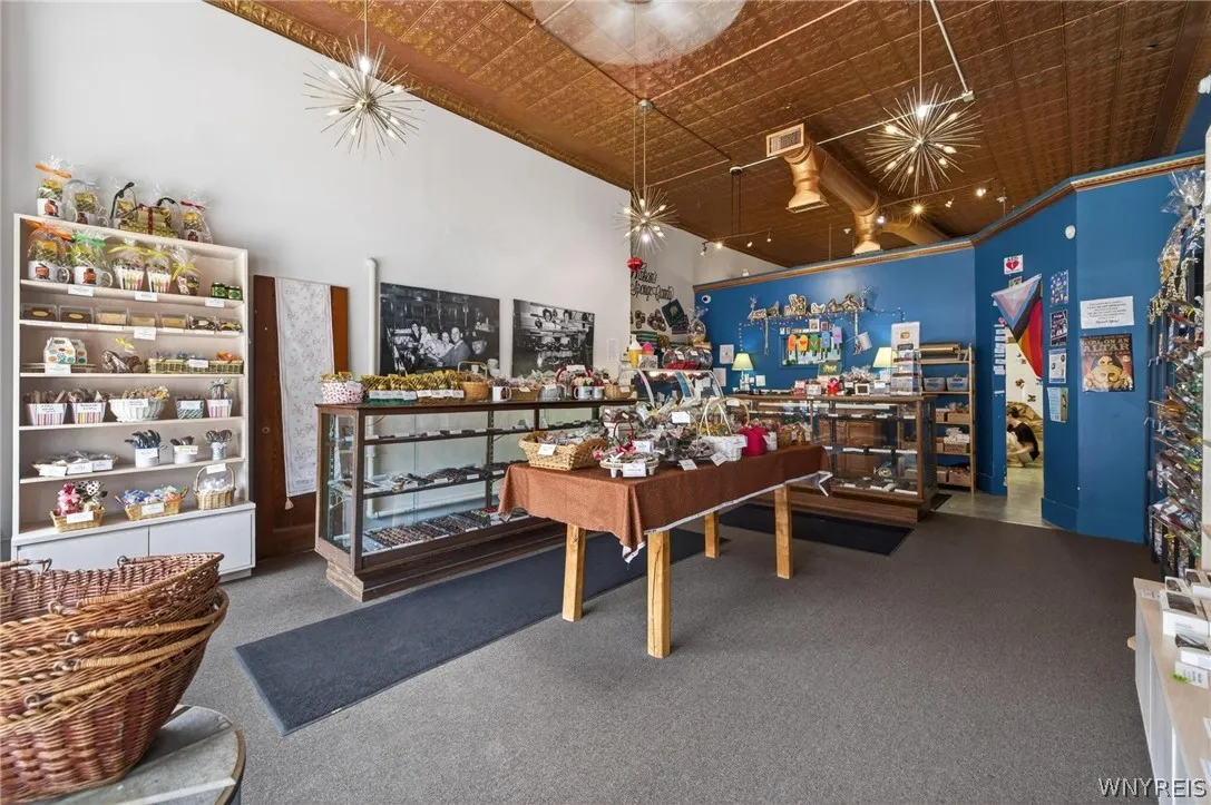 STOREFRONT 2