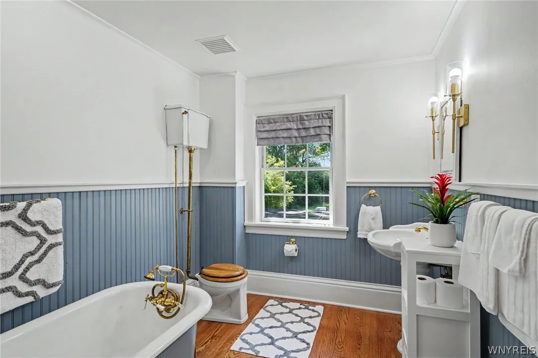 FULL BATH WITH UNIQUE CLAW FOOT TUB