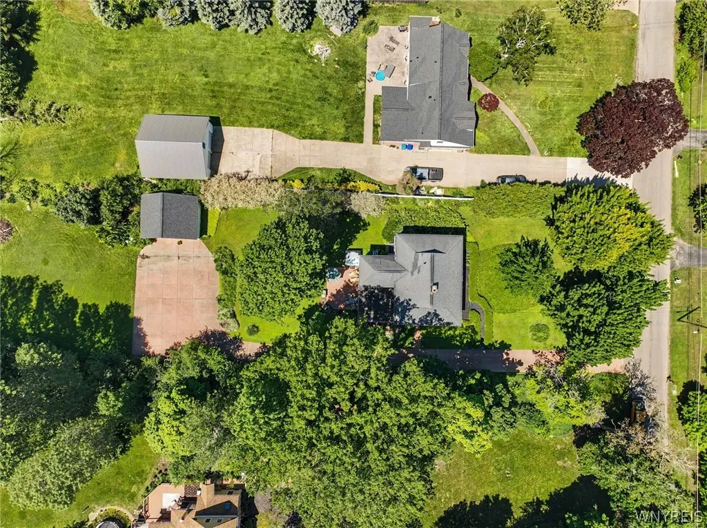 5222 Columbia Avenue, Hamburg, New York 14075, Hamburg, New York 14075, 3 Bedrooms Bedrooms, 8 Rooms Rooms,2 BathroomsBathrooms,Residential,For Sale,5222 Columbia Avenue, Hamburg, New York 14075,0,B1693450