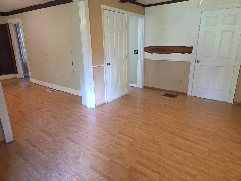 5 South Hill Road, Van Etten, New York 14889, Van Etten, New York 14889, 4 Bedroom Bedrooms, 9 Room Rooms,1 BathroomBathrooms,Residential,For Sale,5 South Hill Road, Van Etten, New York 14889,0,R1691748