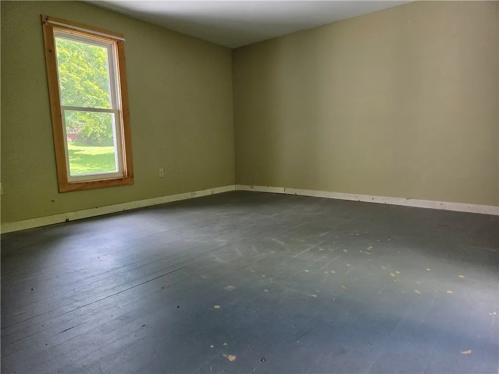5 South Hill Road, Van Etten, New York 14889, Van Etten, New York 14889, 4 Bedroom Bedrooms, 9 Room Rooms,1 BathroomBathrooms,Residential,For Sale,5 South Hill Road, Van Etten, New York 14889,0,R1691748