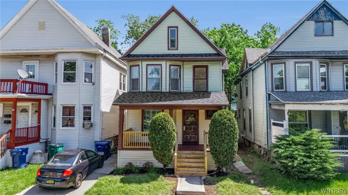 1097 Tonawanda Street, Buffalo, New York 14207, Buffalo, New York 14207, 4 Bedrooms Bedrooms, 12 Rooms Rooms,1 BathroomBathrooms,Residential,For Sale,1097 Tonawanda Street, Buffalo, New York 14207,0,B1693592