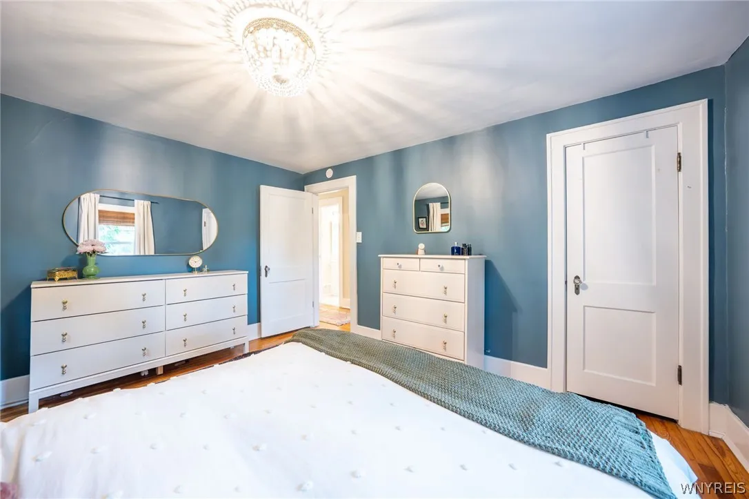 8080 Stahley Road, Clarence, New York 14051, Clarence, New York 14051, 5 Bedrooms Bedrooms, 8 Rooms Rooms,1 BathroomBathrooms,Residential,For Sale,8080 Stahley Road, Clarence, New York 14051,0,B1691003