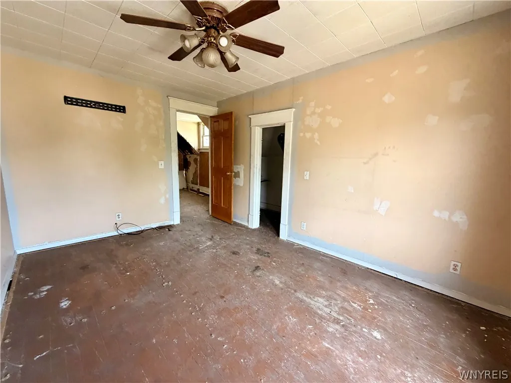 52 Stephenson Avenue, West Seneca, New York 14224, West Seneca, New York 14224, 2 Bedrooms Bedrooms, 8 Rooms Rooms,1 BathroomBathrooms,Residential,For Sale,52 Stephenson Avenue, West Seneca, New York 14224,0,B1693676