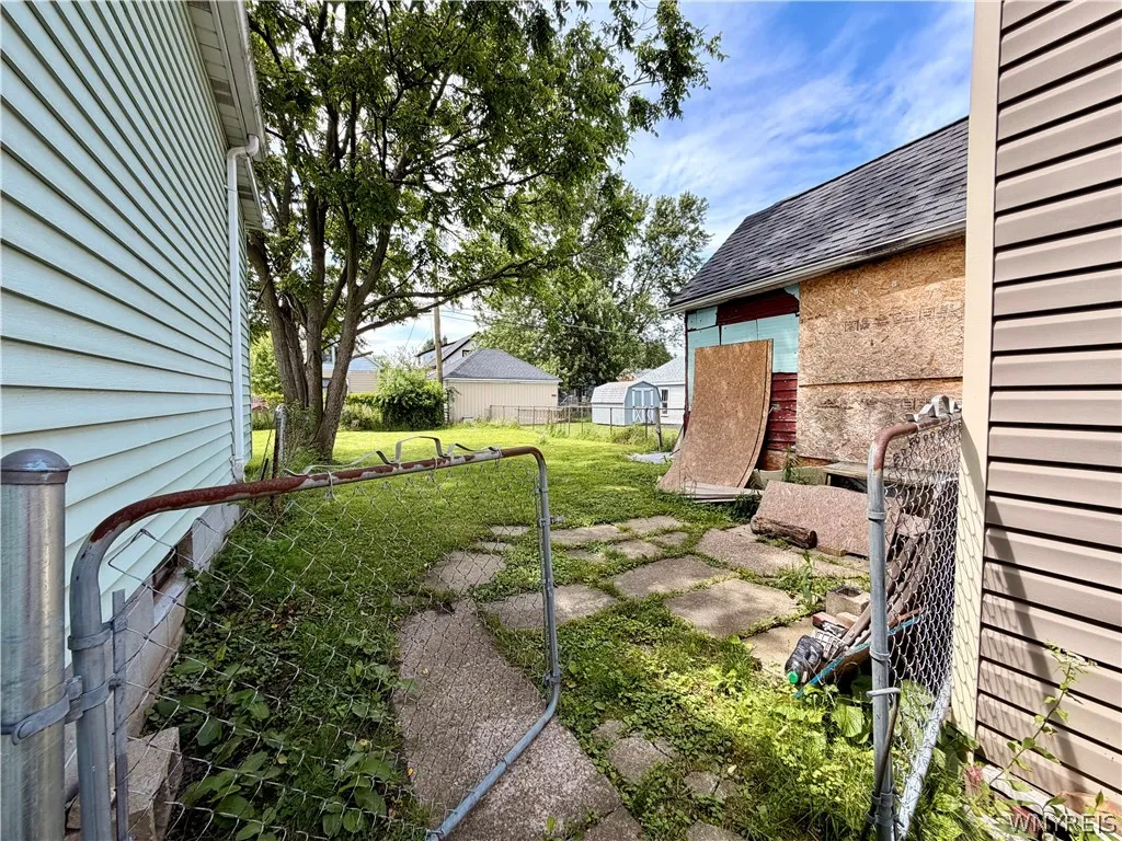 52 Stephenson Avenue, West Seneca, New York 14224, West Seneca, New York 14224, 2 Bedrooms Bedrooms, 8 Rooms Rooms,1 BathroomBathrooms,Residential,For Sale,52 Stephenson Avenue, West Seneca, New York 14224,0,B1693676