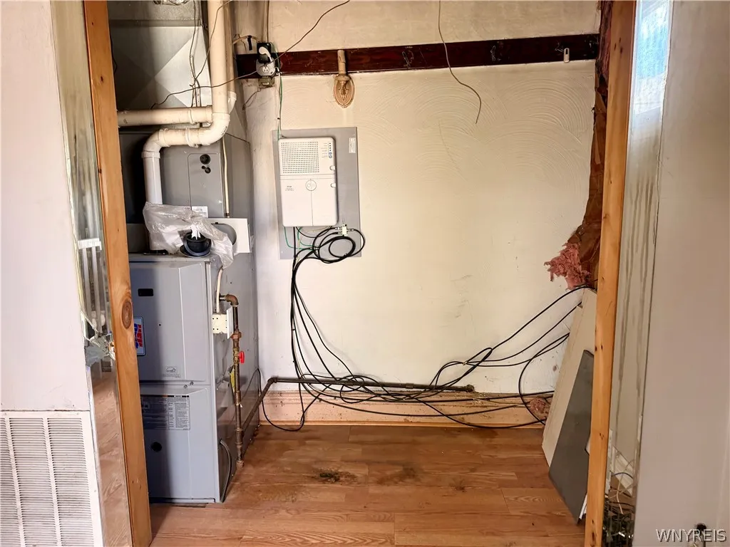 52 Stephenson Avenue, West Seneca, New York 14224, West Seneca, New York 14224, 2 Bedrooms Bedrooms, 8 Rooms Rooms,1 BathroomBathrooms,Residential,For Sale,52 Stephenson Avenue, West Seneca, New York 14224,0,B1693676