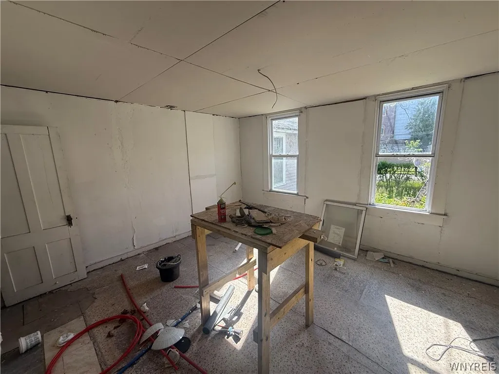 309 Maple Street, Buffalo, New York 14204, Buffalo, New York 14204, 5 Bedrooms Bedrooms, ,4 BathroomsBathrooms,Residential,For Sale,309 Maple Street, Buffalo, New York 14204,0,B1692133