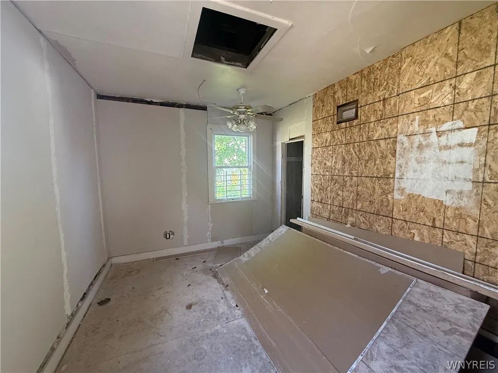 309 Maple Street, Buffalo, New York 14204, Buffalo, New York 14204, 5 Bedrooms Bedrooms, ,4 BathroomsBathrooms,Residential,For Sale,309 Maple Street, Buffalo, New York 14204,0,B1692133