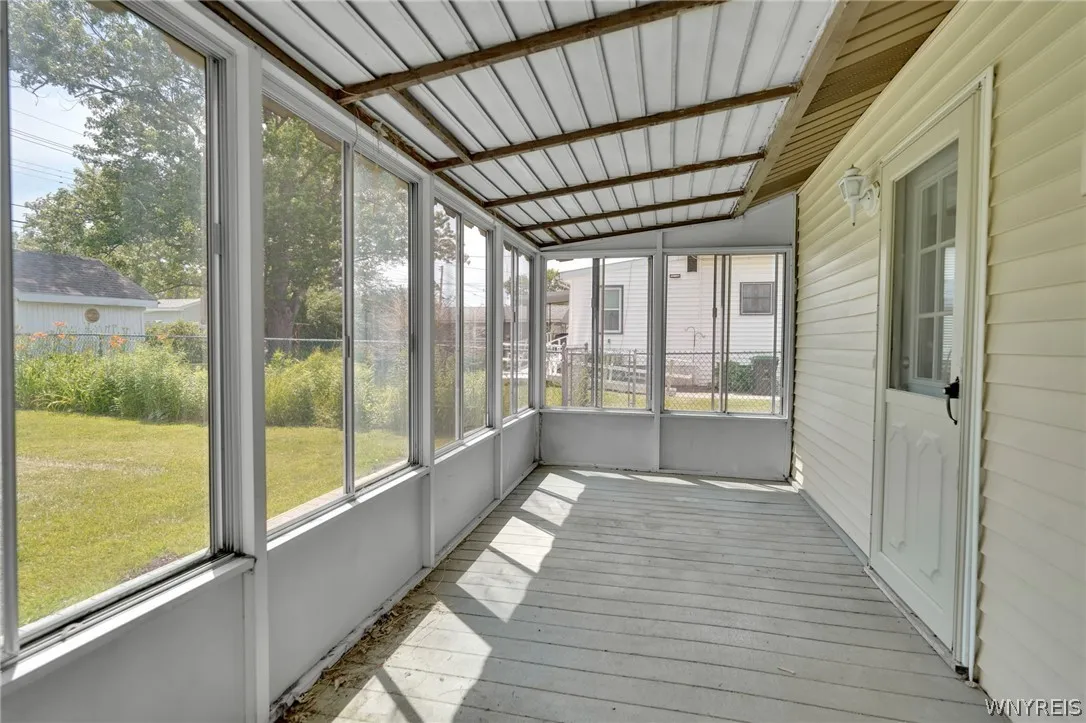 201 Dupont Avenue, Tonawanda, New York 14150, Tonawanda, New York 14150, 3 Bedrooms Bedrooms, 6 Rooms Rooms,1 BathroomBathrooms,Residential,For Sale,201 Dupont Avenue, Tonawanda, New York 14150,0,B1693717