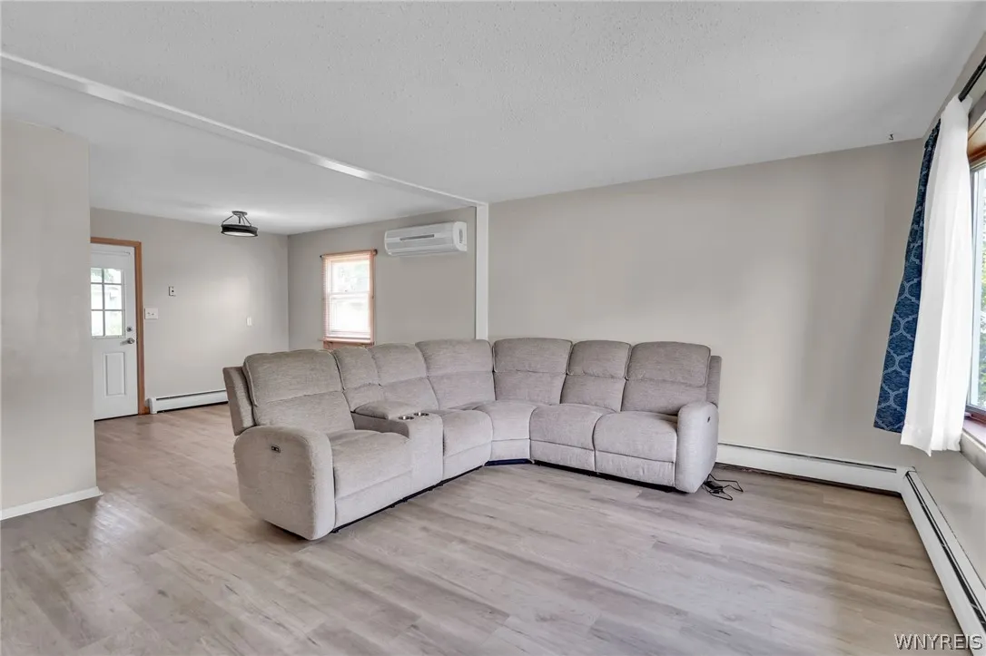 201 Dupont Avenue, Tonawanda, New York 14150, Tonawanda, New York 14150, 3 Bedrooms Bedrooms, 6 Rooms Rooms,1 BathroomBathrooms,Residential,For Sale,201 Dupont Avenue, Tonawanda, New York 14150,0,B1693717