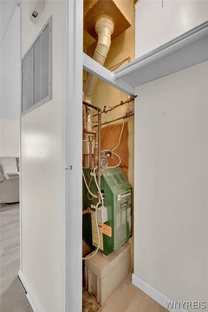 201 Dupont Avenue, Tonawanda, New York 14150, Tonawanda, New York 14150, 3 Bedrooms Bedrooms, 6 Rooms Rooms,1 BathroomBathrooms,Residential,For Sale,201 Dupont Avenue, Tonawanda, New York 14150,0,B1693717