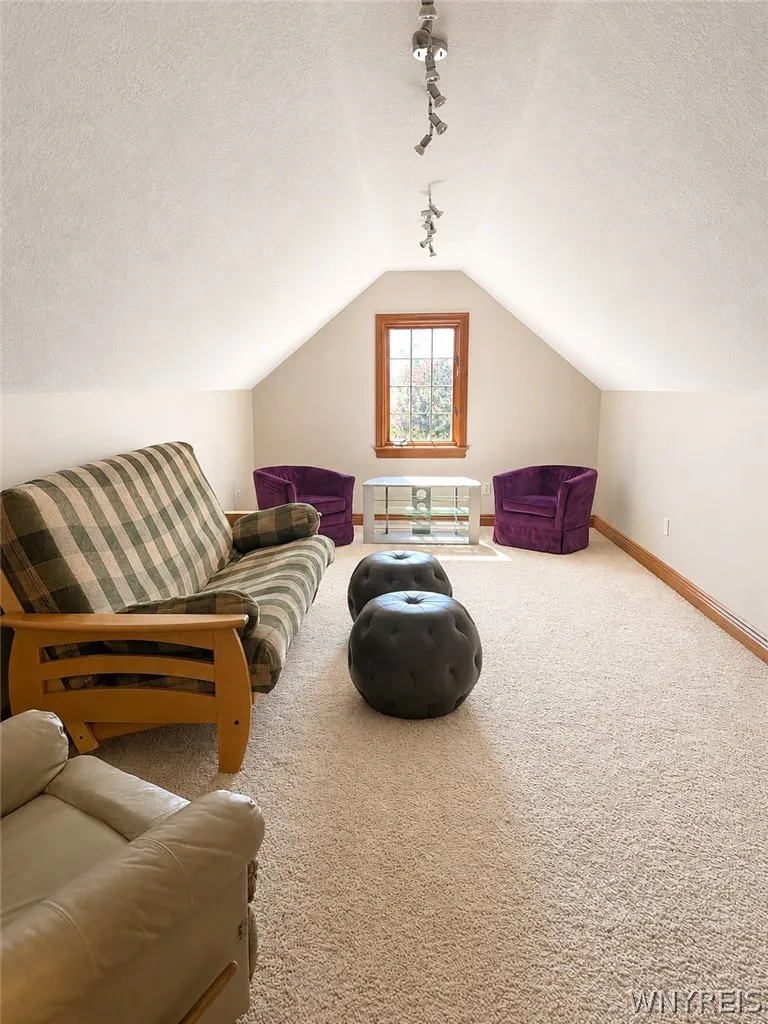 6275 Kraus Road, Clarence, New York 14032, Clarence, New York 14032, 5 Bedrooms Bedrooms, 11 Rooms Rooms,3 BathroomsBathrooms,Residential,For Sale,6275 Kraus Road, Clarence, New York 14032,0,B1692505