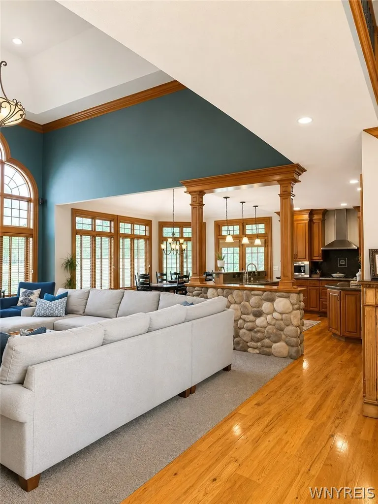 6275 Kraus Road, Clarence, New York 14032, Clarence, New York 14032, 5 Bedrooms Bedrooms, 11 Rooms Rooms,3 BathroomsBathrooms,Residential,For Sale,6275 Kraus Road, Clarence, New York 14032,0,B1692505