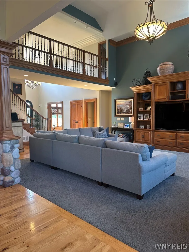 6275 Kraus Road, Clarence, New York 14032, Clarence, New York 14032, 5 Bedrooms Bedrooms, 11 Rooms Rooms,3 BathroomsBathrooms,Residential,For Sale,6275 Kraus Road, Clarence, New York 14032,0,B1692505