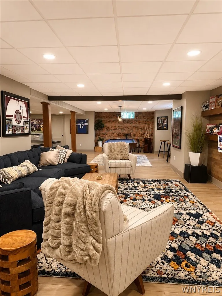 6275 Kraus Road, Clarence, New York 14032, Clarence, New York 14032, 5 Bedrooms Bedrooms, 11 Rooms Rooms,3 BathroomsBathrooms,Residential,For Sale,6275 Kraus Road, Clarence, New York 14032,0,B1692505